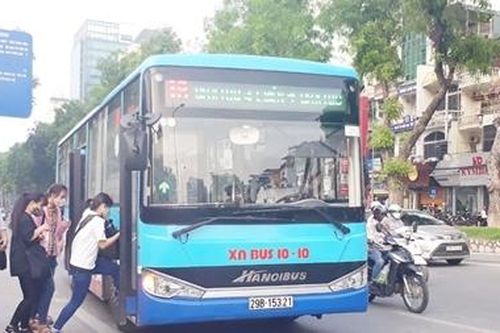 Tiếp tục lấy ý kiến về việc dừng hoạt động xe máy và thu phí ôtô vào nội đô