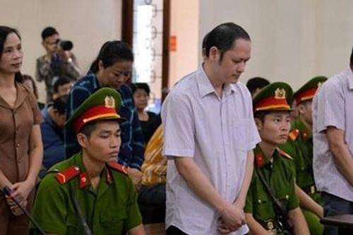 Bị cáo chủ mưu trong vụ gian lận điểm thi ở Hà Giang lĩnh án 8 năm tù