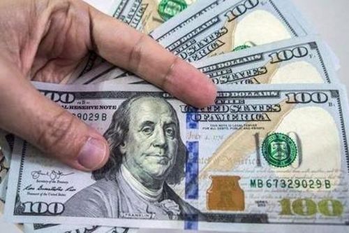 Một phụ nữ Việt bị bắt ở Singapore vì hối lộ cảnh sát