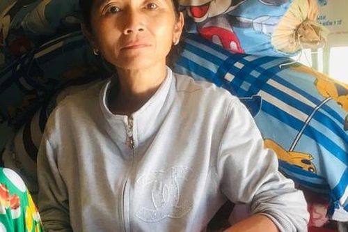 Người mẹ nghèo gửi con 4 tuổi cho người lạ, 15 năm sau bất ngờ cuộc trở lại