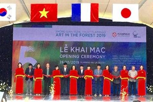 Khai mạc không gian nghệ thuật trong rừng lần thứ 5