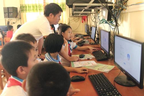Nghệ An: Đối thoại để lắng nghe tâm tư giáo viên các huyện miền núi