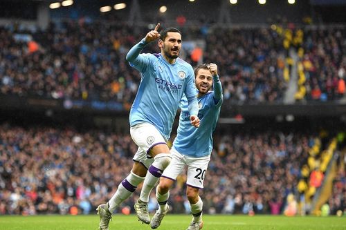 Thắng dễ Aston Villa, Man City gây sức ép lớn lên Liverpool