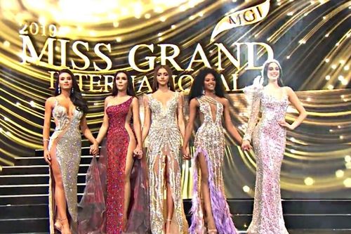 Vẻ đẹp nóng bỏng của tân Hoa hậu Hòa bình Quốc tế 2019
