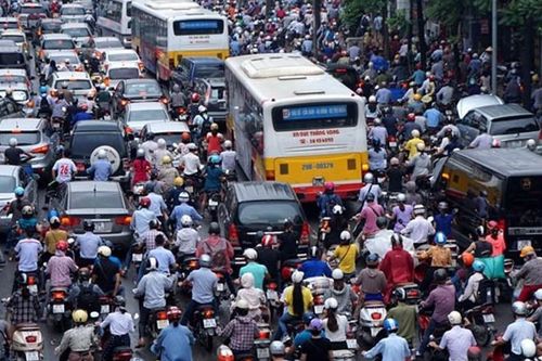 Hà Nội có thể cấm xe máy theo vành đai hoặc theo quận