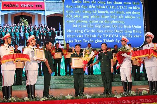 Xứng danh Bộ đội Cụ Hồ