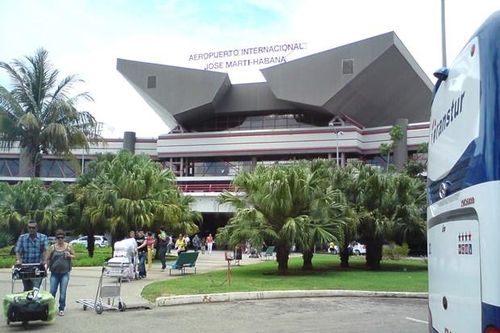 Mỹ dừng các chuyến bay tới tất cả sân bay của Cuba, trừ La Habana