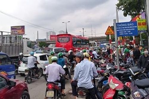 Chuyên gia giao thông lên tiếng về hai đề án hạn chế xe máy và thu phí ôtô vào nội đô