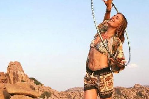Khỏa thân đi leo núi để ngắm mặt trời mọc, huấn luyện viên yoga té ngã tử vong tại chỗ