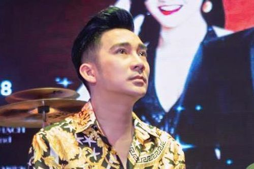 Quang Hà: 'Tôi tạm dừng ca hát sau sự cố cháy Cung Văn hóa Việt Xô'