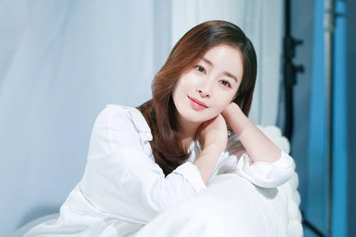 5 diễn viên được coi là chuẩn mực nhan sắc của phụ nữ xứ Hàn