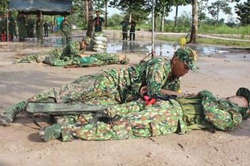 Thêm kỹ năng chăm sóc tốt sức khỏe bộ đội ngay tại cơ sở