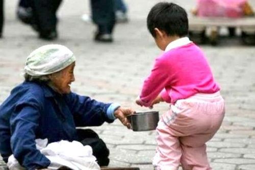 Lạm bàn về sự tử tế sau một tuần khủng hoảng nước sạch ở Hà Nội…