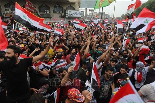 Biểu tình bạo lực tiếp diễn tại Iraq khiến hàng ngàn người thương vong
