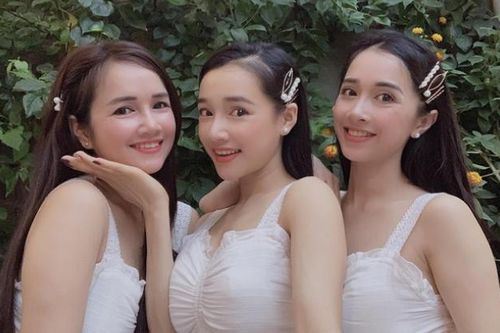 3 chị em Nhã Phương cùng đọ sắc trong một khung hình với trang phục và phụ kiện giống nhau