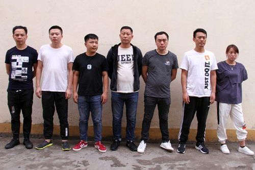 Trao trả Trung Quốc 7 đối tượng sang Lào Cai tổ chức đánh bạc qua mạng