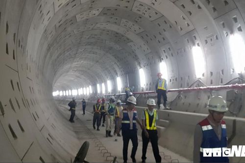 Cận cảnh đường hầm metro Bến Thành - Suối Tiên có nguy cơ trễ hẹn khai thác vào năm 2020