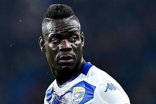 Balotelli lại gây rắc rối ở CLB mới