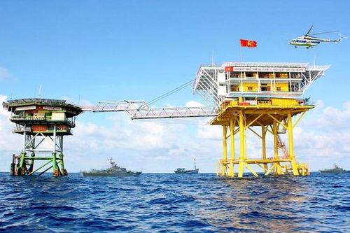 Quốc hội nghe báo cáo về tình hình Biển Đông