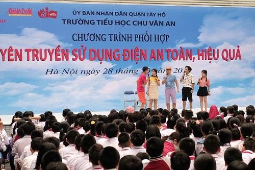 Sử dụng điện tiết kiệm, an toàn cùng danh hài Xuân Bắc