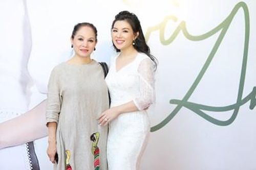 Sao mai Bùi Lê Mận: Không 'đóng đinh' giọng hát trong các ca khúc cũ