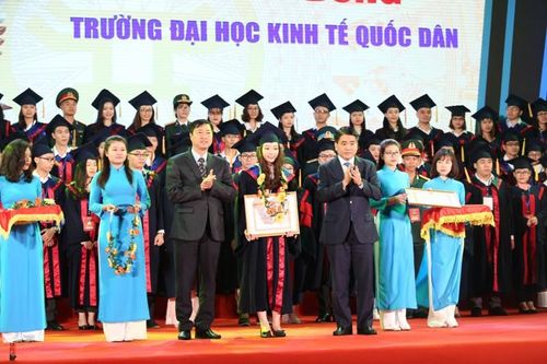 Vinh danh 86 thủ khoa xuất sắc tốt nghiệp năm 2019