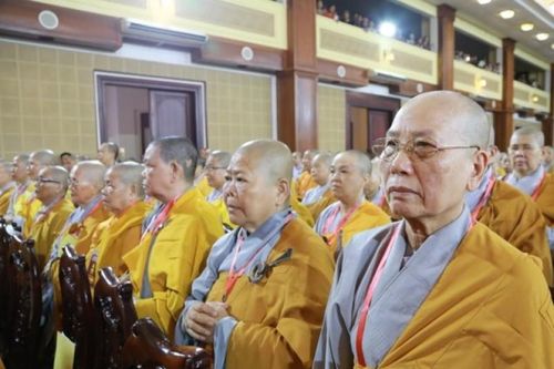 Ni giới Việt Nam làm đẹp cho đạo, làm tốt cho đời