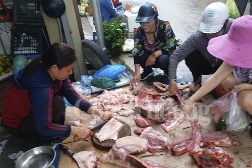 Nghệ An: Nguy cơ dịch bệnh từ thịt lợn không rõ nguồn gốc