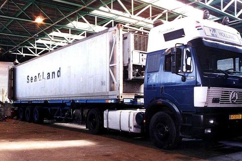 Thảm kịch 58 người chết trong xe tải ở Anh năm 2000 xảy ra như thế nào?