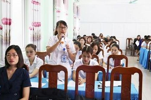 Tập huấn quy tắc giao tiếp và kỹ năng truyền thông