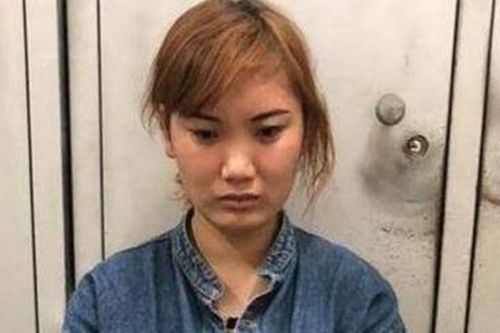 Nữ quái vừa trộm đồ ra đường đụng 141