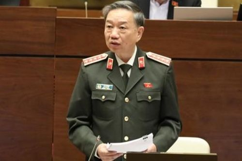 Phát hiện, bắt giữ 230 vụ chế tạo, mua bán, sử dụng trái phép vũ khí có tính năng tương tự vũ khí quân dụng