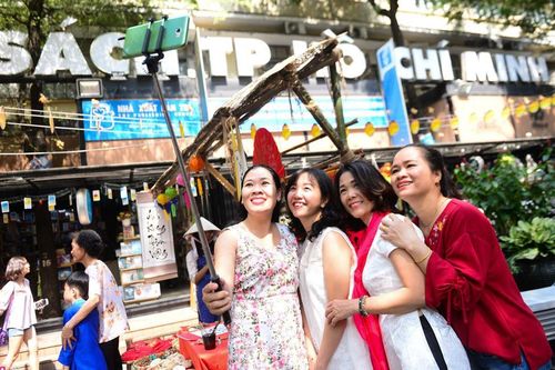 Đường sách TP.HCM thu hơn 10 tỷ đồng trong quý 3