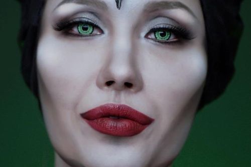 'Thánh trang điểm' xứ Hàn hóa thân thành Maleficent giống hệt bản gốc