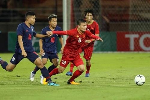 HLV Park Hang Seo: 'Cầu thủ Thái Lan chơi không đẹp'