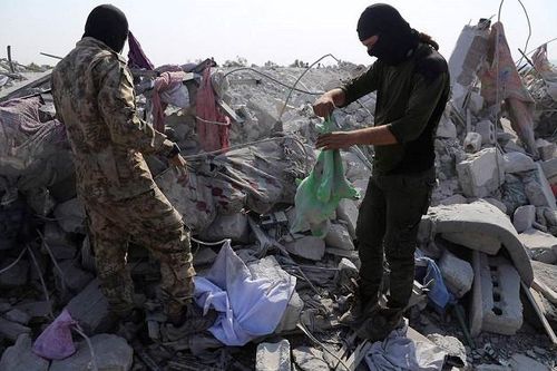 Đồ sót lại của thủ lĩnh IS đã được chuyển đến Iraq