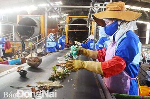 Giá xử lý rác: Khó tăng thêm theo yêu cầu của doanh nghiệp
