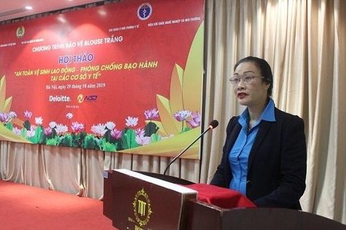 Nhân viên y tế bị bạo hành còn cao
