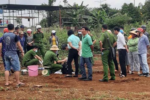 Bé trai sơ sinh tử vong bị bỏ trong thùng rác