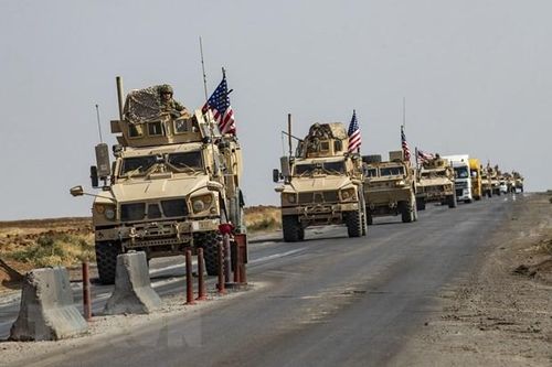 Mỹ cản lực lượng Nga và Syria tiếp cận mỏ dầu ở Đông Bắc