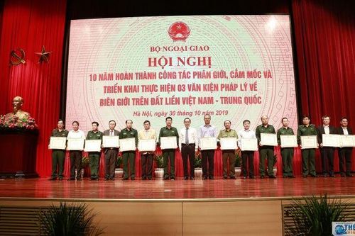 Tổng kết 10 năm hoàn thành công tác phân giới cắm mốc Việt - Trung