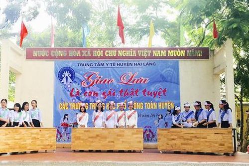 Để trẻ em gái được chăm sóc và phát triển toàn diện