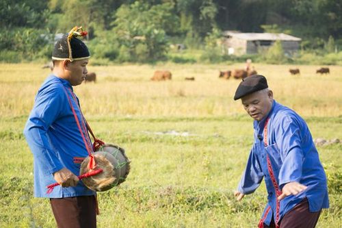 Ngọt ngào điệu hát ống Cao Lan
