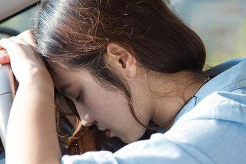 Giường sập vào đúng đêm tân hôn, nhưng đó vẫn chưa là gì, thứ được giấu kín dưới chân giường khiến cả nhà chồng tôi thảng thốt còn tôi rùng mình không ngủ được