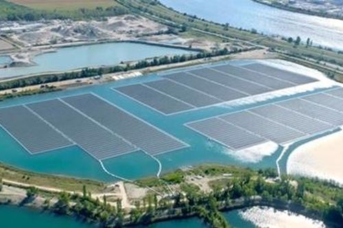 Nhà máy điện mặt trời nổi lớn nhất châu Âu