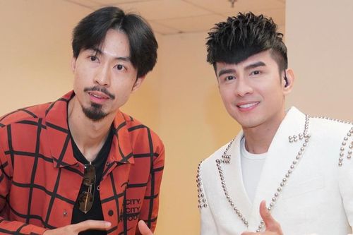 Đan Trường trẻ trung khi chụp ảnh cùng Jack, Đen Vâu