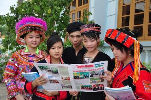 Hướng dẫn sử dụng kinh phí cấp báo, tạp chí cho vùng dân tộc thiểu số và miền núi