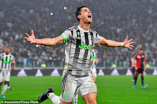 Ronaldo lóe sáng phút 96, Juventus đòi lại ngôi đầu
