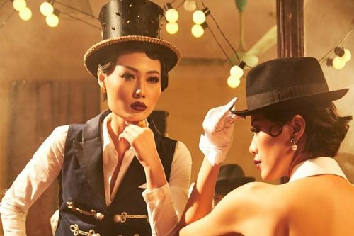 Quán quân Vietnam's Next Top Model 2012 Mai Giang bất ngờ tái xuất
