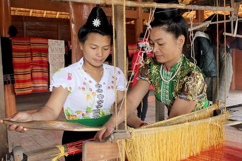 Văn hóa Thái trong cộng đồng Tây Bắc